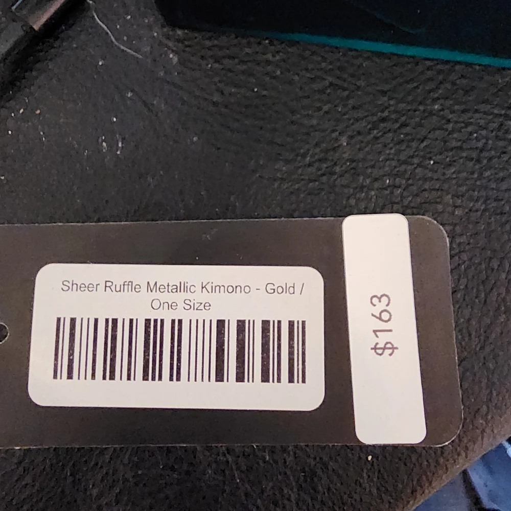 Elegant Black and Gold Women's Robe - Picture 4 of 4